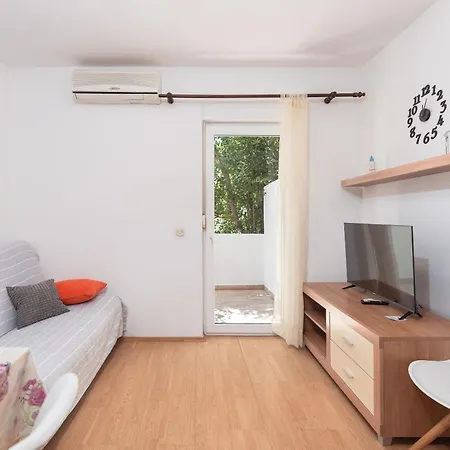 Branko Apartmán *