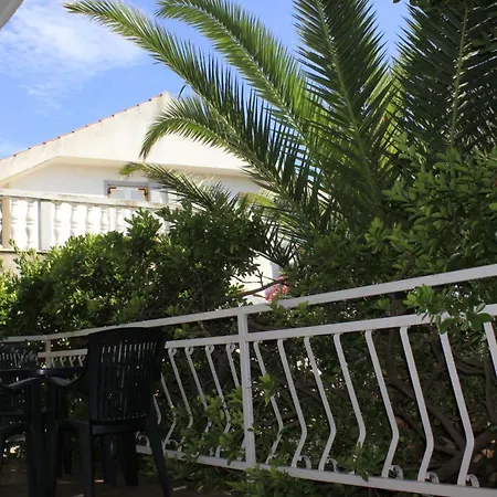 Branko Apartmán Povljana
